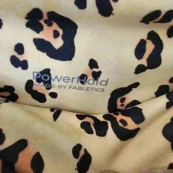 Fabletics High Waisted Leopard Print - Size S - Picture 3 of 4